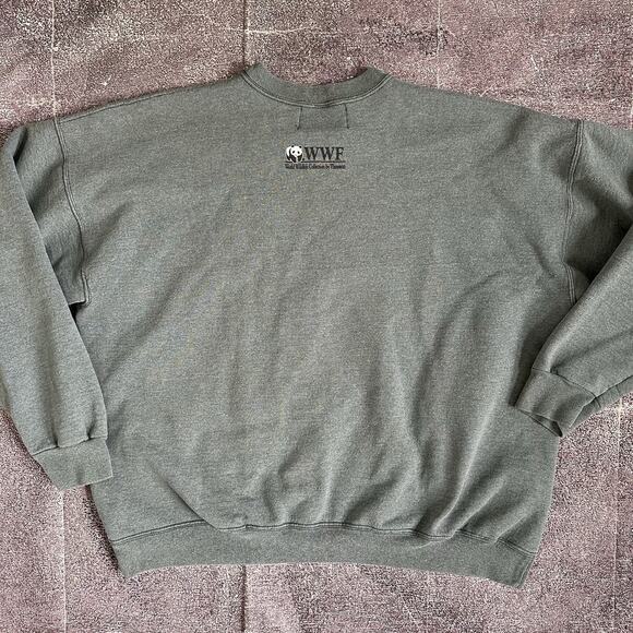 Men's Vintage 90s WWF World Wildlife Foundation Dolphin Crewneck Sweatshirt Sz L - Picture 3 of 3